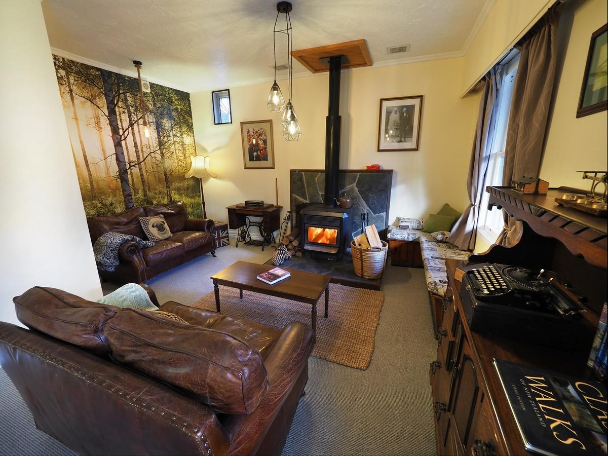 The Ferry Bed & Breakfast Queenstown Exterior photo